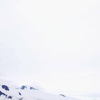 Simple winter mountains wallpaper