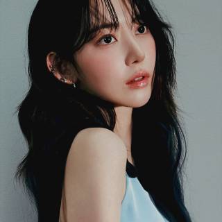 Le Sserafim 2024 wallpaper