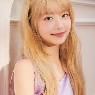 Le Sserafim 2024 wallpaper