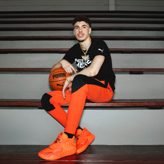 Lamelo shoes wallpaper