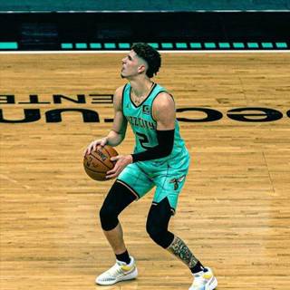 Lamelo shoes wallpaper