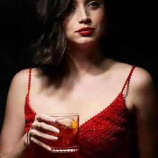 Ana De Armas iPhone 15 wallpaper