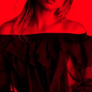 Ana De Armas iPhone 15 wallpaper