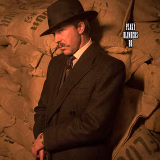 Aberama Gold wallpaper