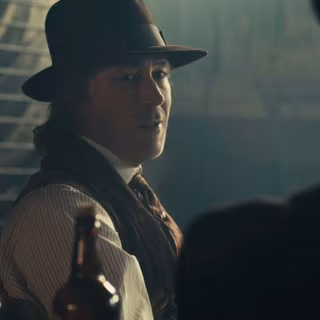 Aberama Gold wallpaper