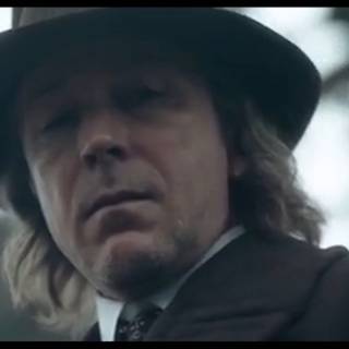 Aberama Gold wallpaper