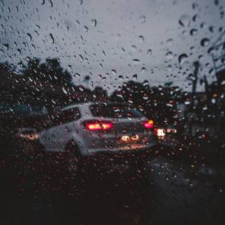 Car in the rain wallpaper