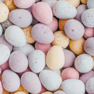 Preppy Easter laptop wallpaper