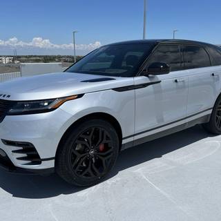 Range Rover Sport 2024 wallpaper