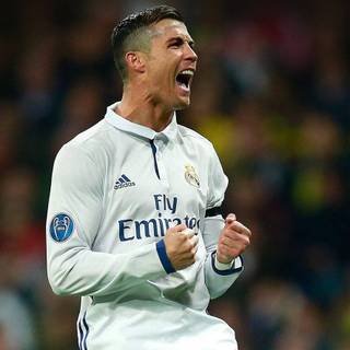 Ronaldo vertical wallpaper