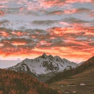 Phone mountain 4k wallpaper