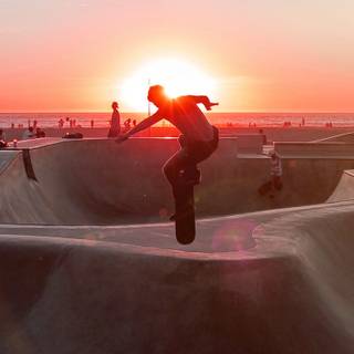 iPhone skateboard wallpaper