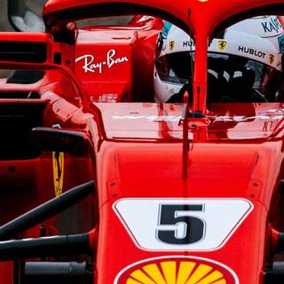 Vettel iPhone wallpaper