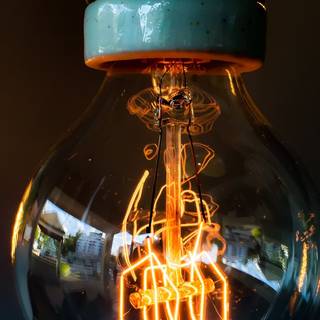 Bulb iPhone wallpaper