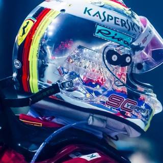 Vettel iPhone wallpaper