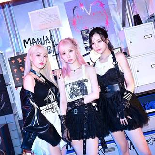 Maniac Viviz wallpaper