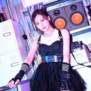 Maniac Viviz wallpaper