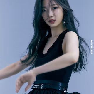 Fearless Le Sserafim wallpaper