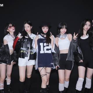 Perfect Night Le Sserafim wallpaper