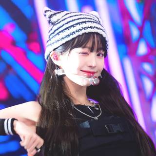 Baddie IVE wallpaper