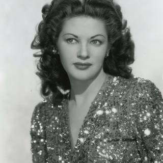 Yvonne De Carlo wallpaper