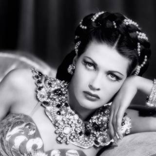 Yvonne De Carlo wallpaper