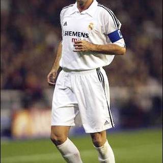 Fernando Hierro wallpaper