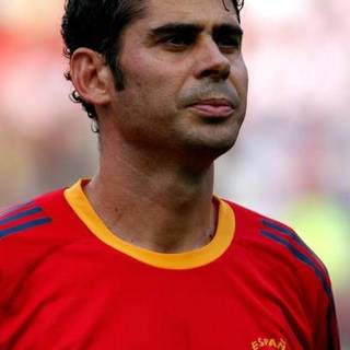 Fernando Hierro wallpaper