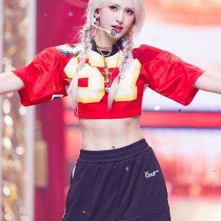 Gold Gold Gold Somi wallpaper