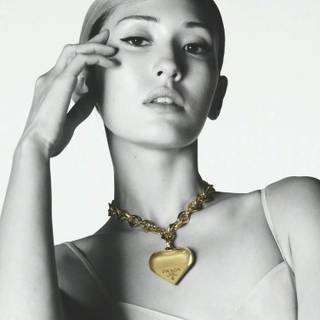 Gold Gold Gold Somi wallpaper