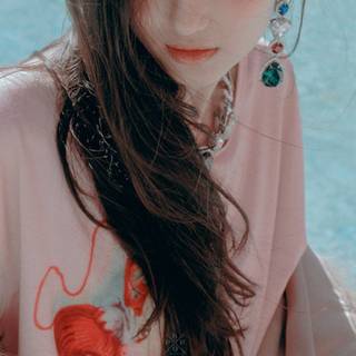 Attention NewJeans wallpaper