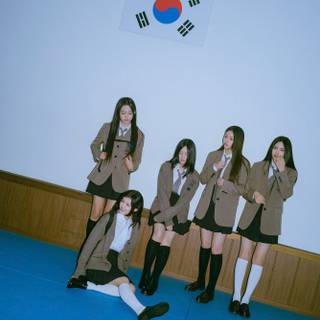 Ditto NewJeans wallpaper