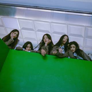 Ditto NewJeans wallpaper