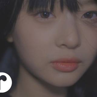 Hurt NewJeans wallpaper