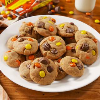 Reese's Pieces wallpaper