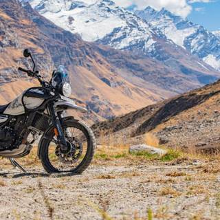 Royal Enfield Himalayan 450 wallpaper