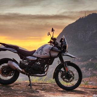 Royal Enfield Himalayan 450 wallpaper
