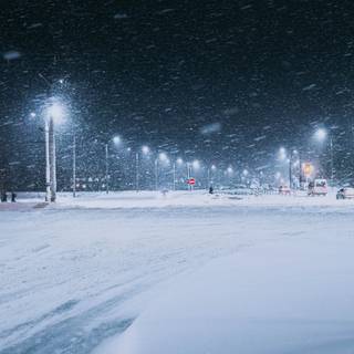 Snowy street wallpaper