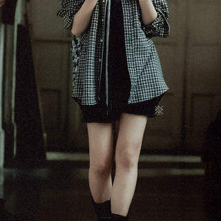 Shhh Kiss of Life wallpaper