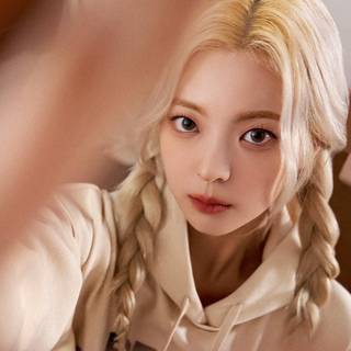 Bet On Me Itzy wallpaper