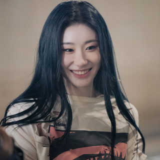 Bet On Me Itzy wallpaper