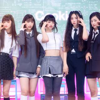 Cookie NewJeans wallpaper