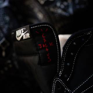 Travis Scott black wallpaper