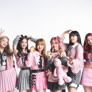 Teddy Bear Stayc wallpaper