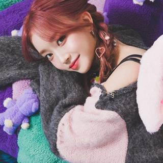 Teddy Bear Stayc wallpaper