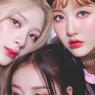 Teddy Bear Stayc wallpaper