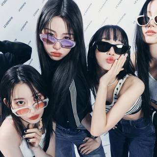 Impurities Le Sserafim wallpaper