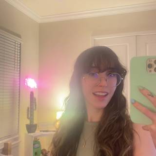 Catlyn Crespo wallpaper