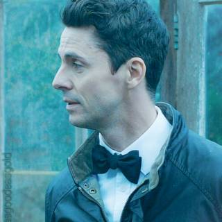 Matthew Goode wallpaper