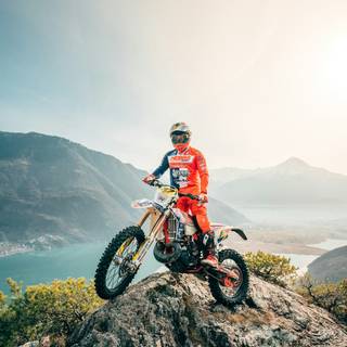 Dirt bike racing wallpaper